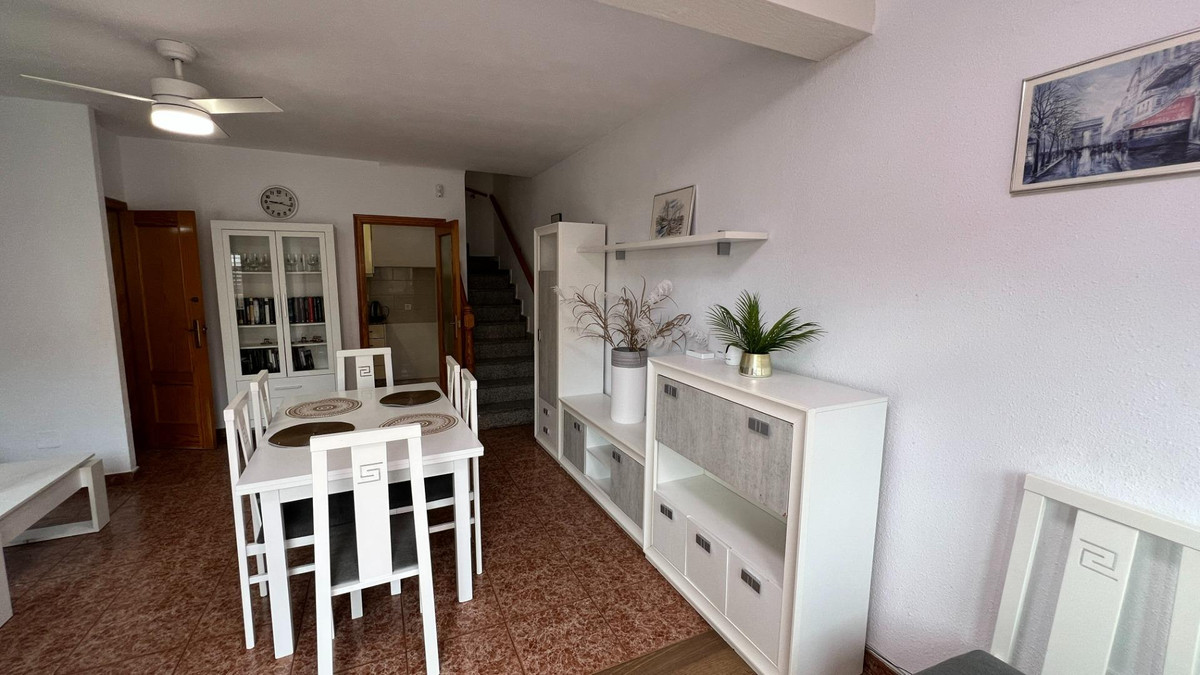 Se vende Bungalow de 2 dormitorios en Costa Blanca, Alicante, España