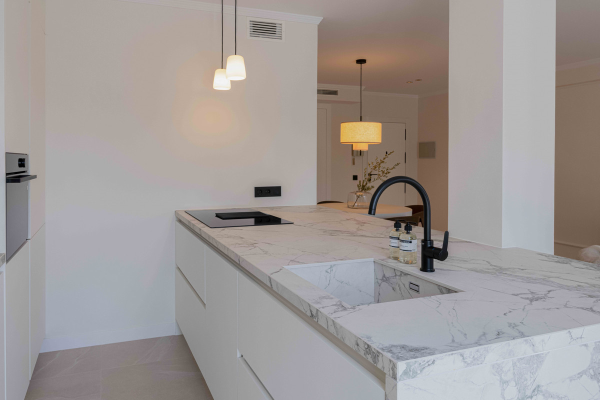 3 Bed Apartment for sale in Los Arqueros Costa Del Sol, Málaga, Spain
