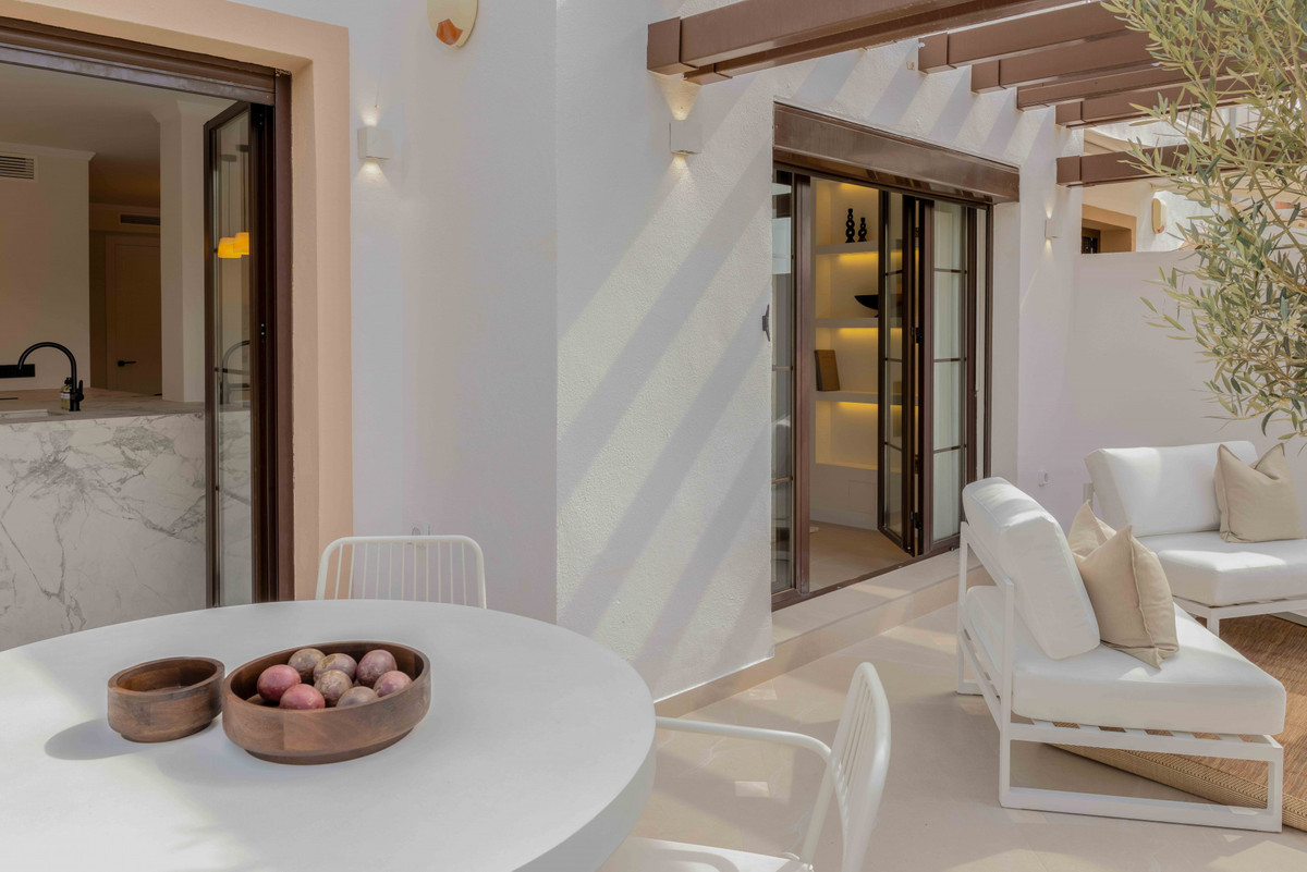 3 Bed Apartment for sale in Los Arqueros Costa Del Sol, Málaga, Spain