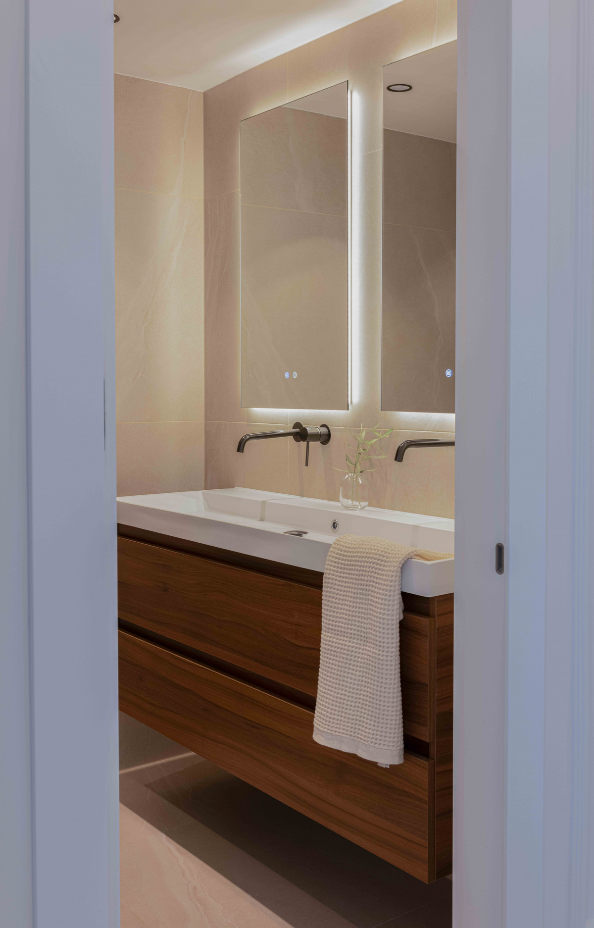 3 Bed Apartment for sale in Los Arqueros Costa Del Sol, Málaga, Spain