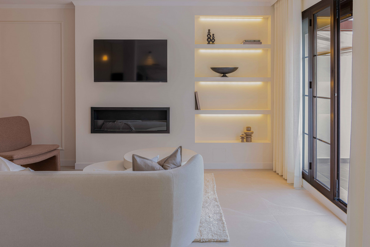 3 Bed Apartment for sale in Los Arqueros Costa Del Sol, Málaga, Spain