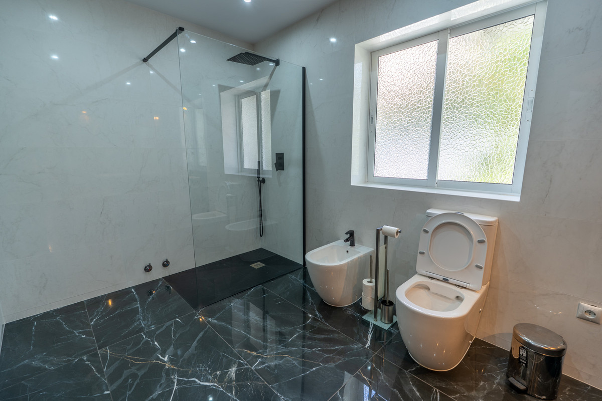 4 Bed Townhouse for sale in Marbesa Costa Del Sol, Málaga, Spain