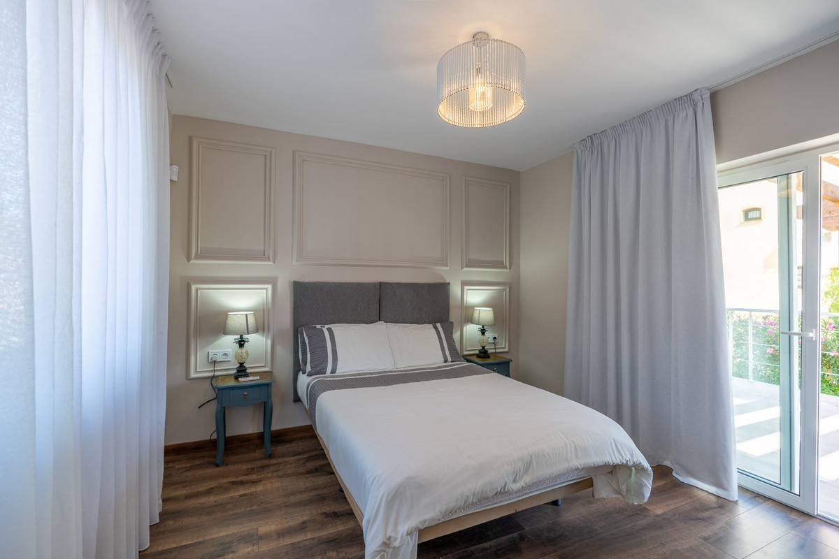 4 Bed Townhouse for sale in Marbesa Costa Del Sol, Málaga, Spain