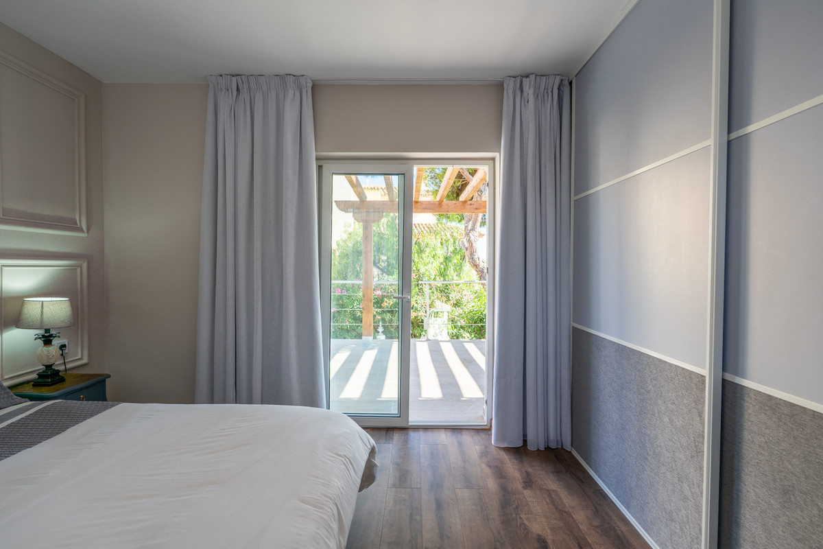 4 Bed Townhouse for sale in Marbesa Costa Del Sol, Málaga, Spain