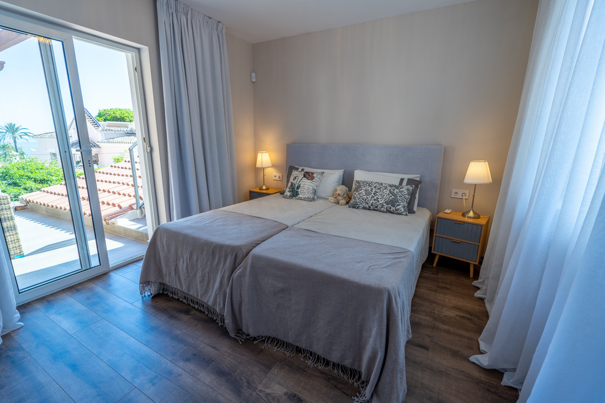 4 Bed Townhouse for sale in Marbesa Costa Del Sol, Málaga, Spain