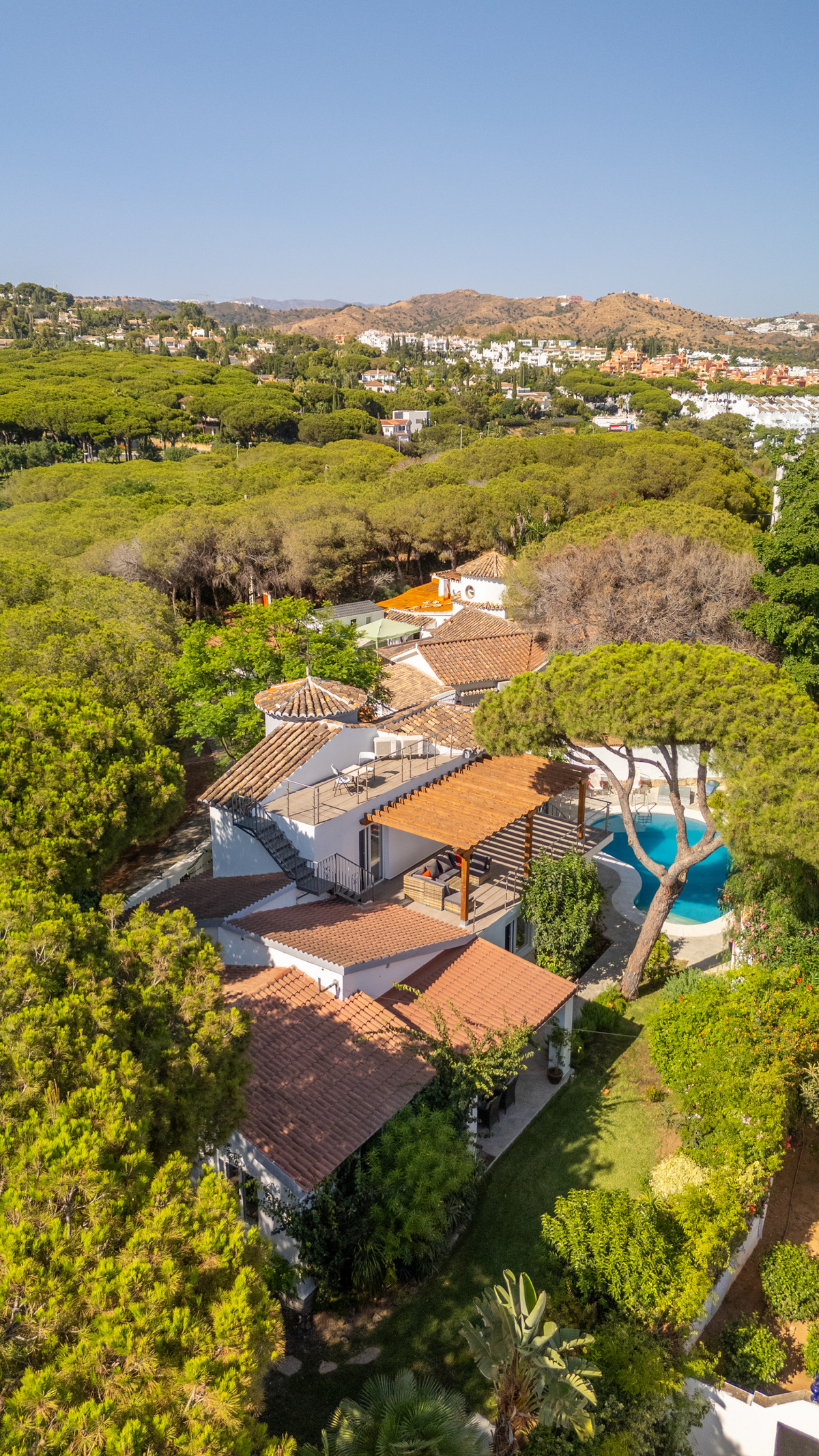 4 Bed Townhouse for sale in Marbesa Costa Del Sol, Málaga, Spain