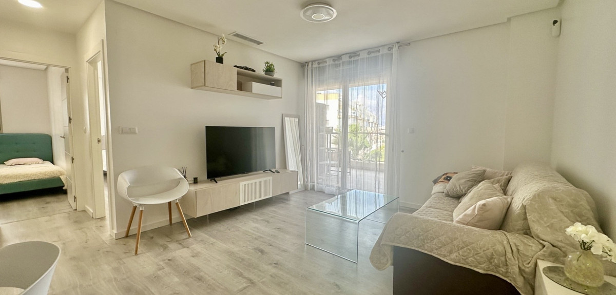Se vende Apartamento Planta Media de 3 dormitorios en Costa Blanca, Alicante, España
