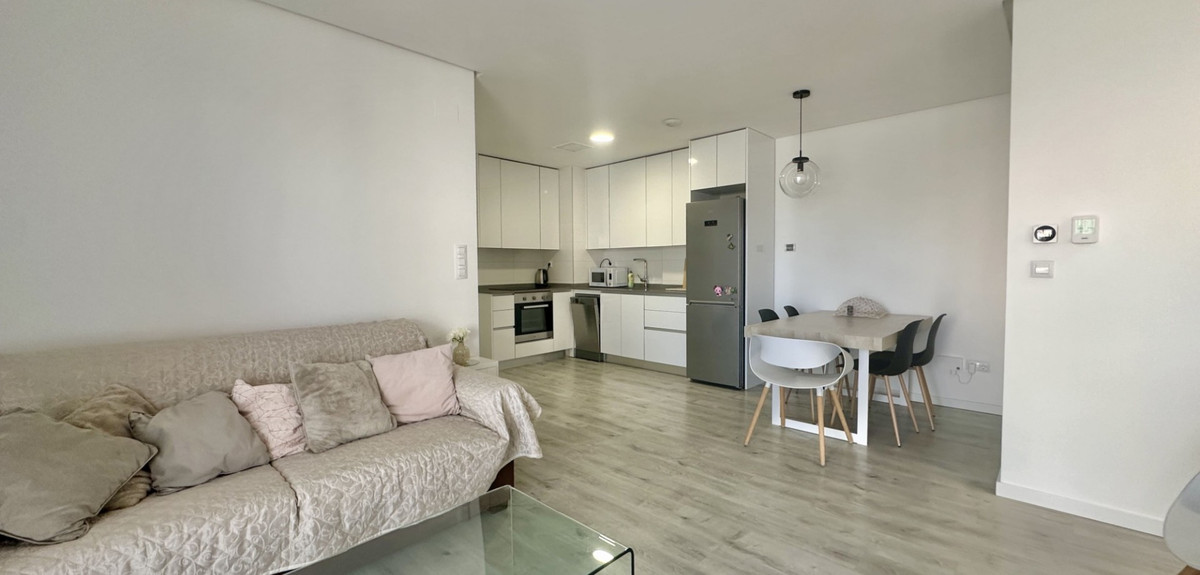 Se vende Apartamento Planta Media de 3 dormitorios en Costa Blanca, Alicante, España