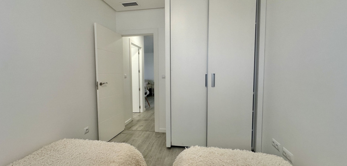 Se vende Apartamento Planta Media de 3 dormitorios en Costa Blanca, Alicante, España