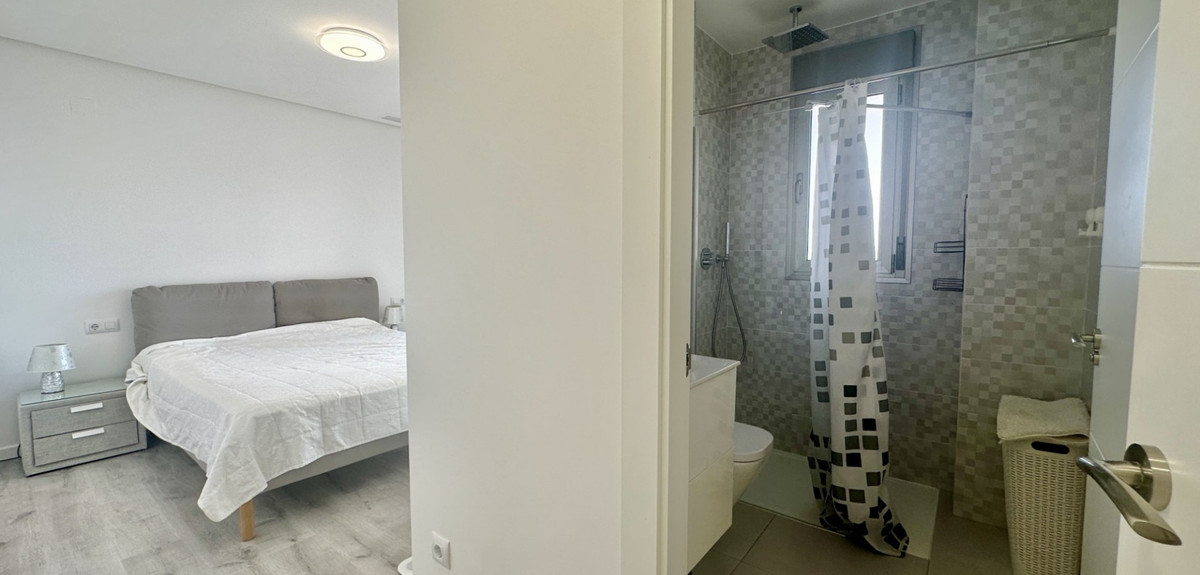 Se vende Apartamento Planta Media de 3 dormitorios en Costa Blanca, Alicante, España
