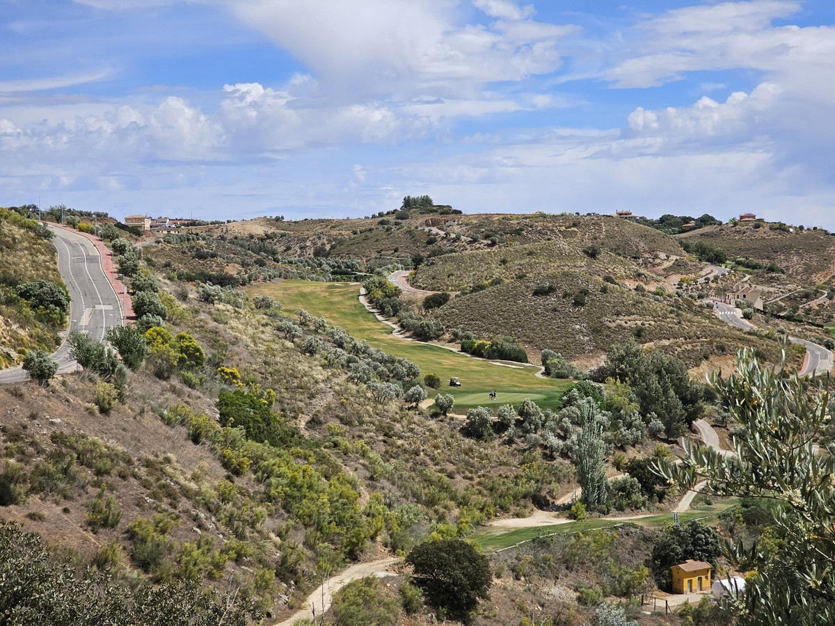 Se vende Terreno Urbano  en Costa Del Sol, Málaga, España