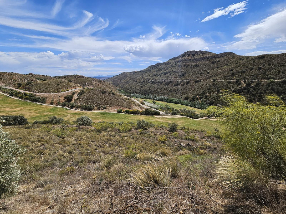 Se vende Terreno Urbano  en Costa Del Sol, Málaga, España