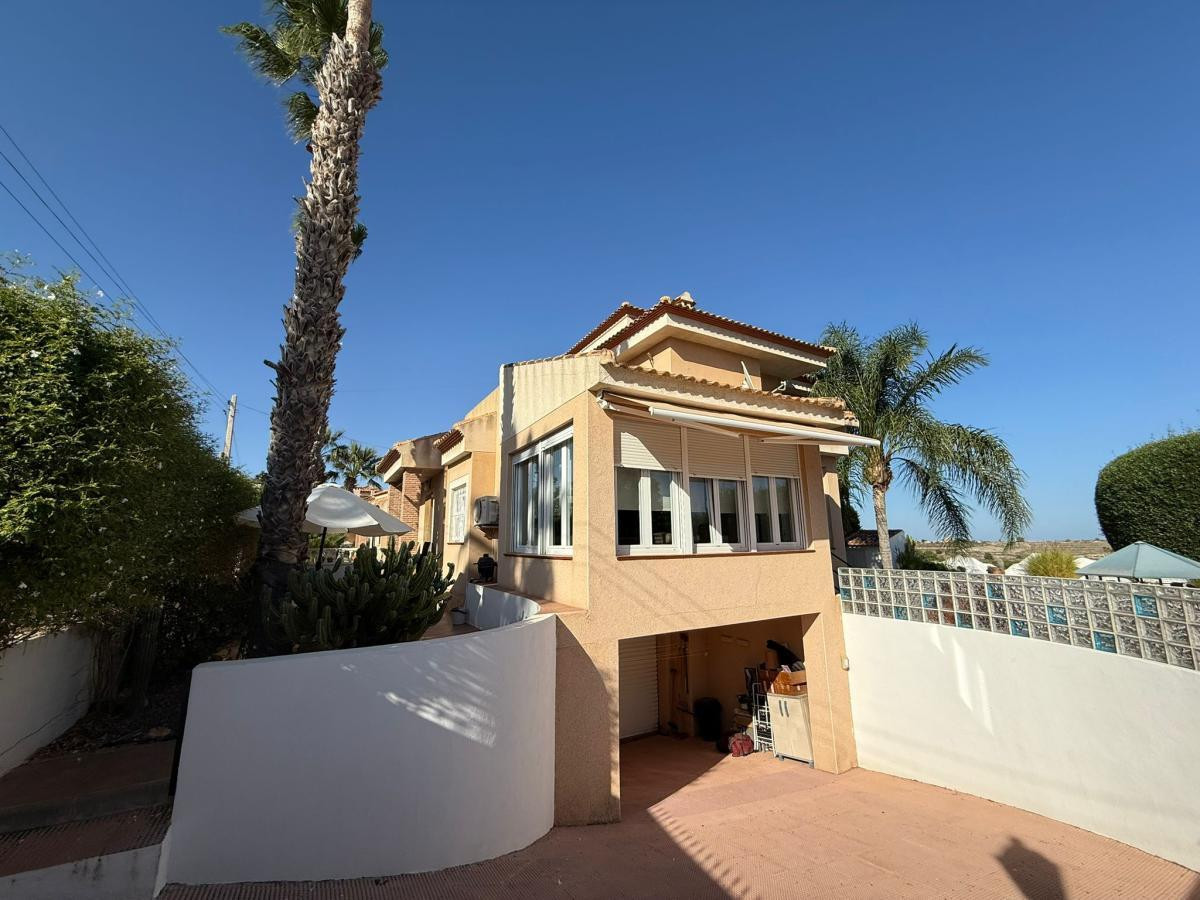 3 Bed Townhouse for sale in San Miguel De Salinas Costa Blanca, Alicante, Spain