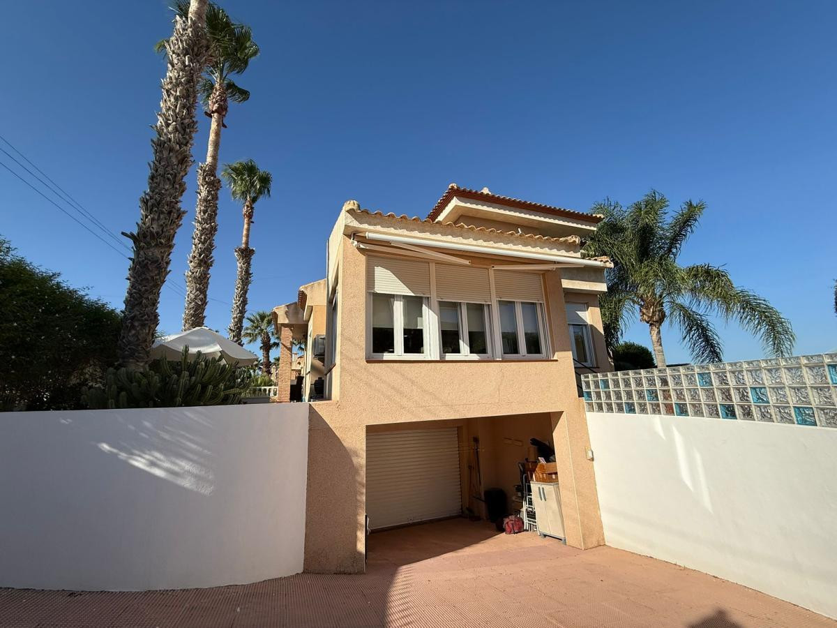 3 Bed Townhouse for sale in San Miguel De Salinas Costa Blanca, Alicante, Spain