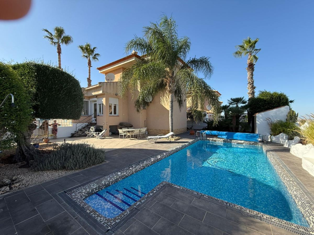 3 Bed Townhouse for sale in San Miguel De Salinas Costa Blanca, Alicante, Spain