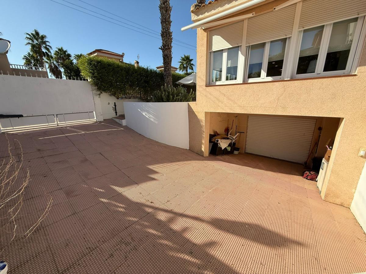3 Bed Townhouse for sale in San Miguel De Salinas Costa Blanca, Alicante, Spain