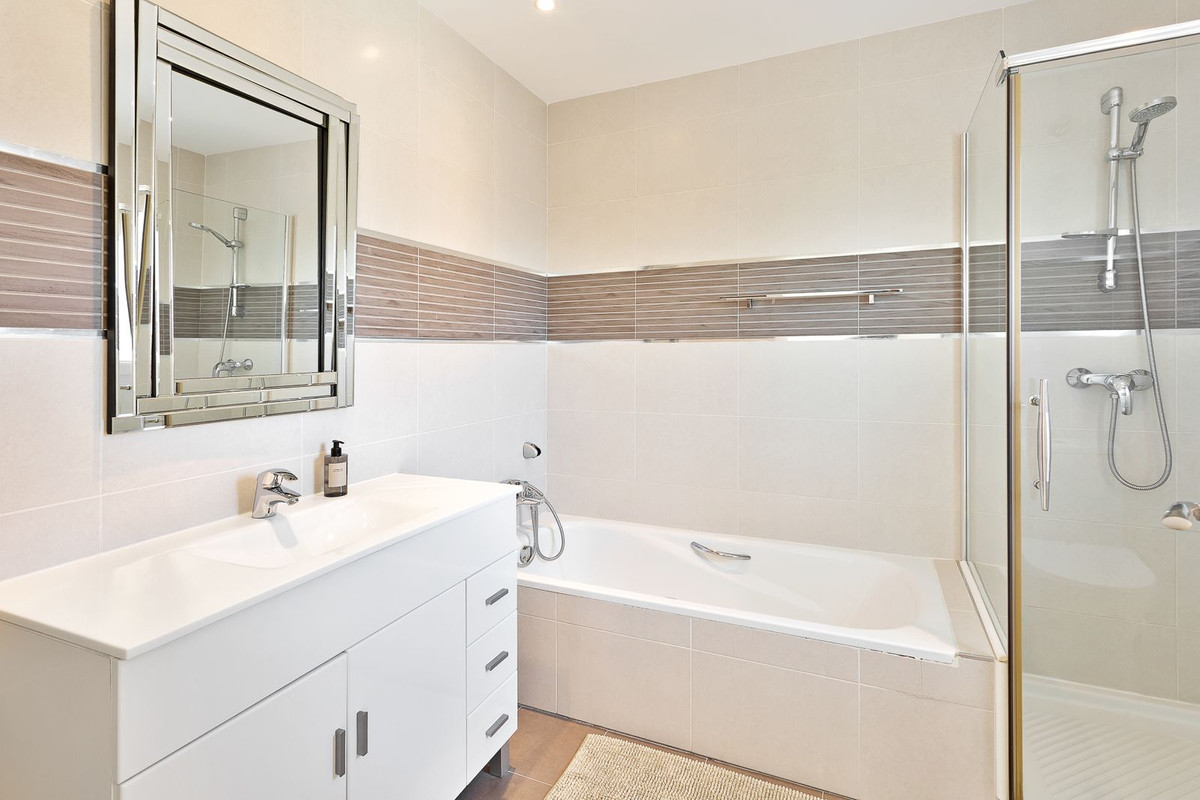 4 Bed Townhouse for sale in El Rosario Costa Del Sol, Málaga, Spain