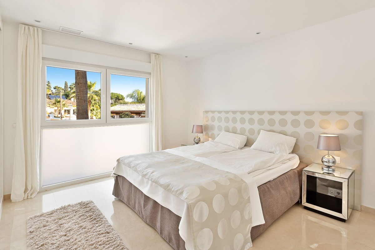 4 Bed Townhouse for sale in El Rosario Costa Del Sol, Málaga, Spain