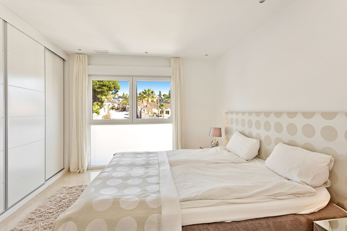 4 Bed Townhouse for sale in El Rosario Costa Del Sol, Málaga, Spain