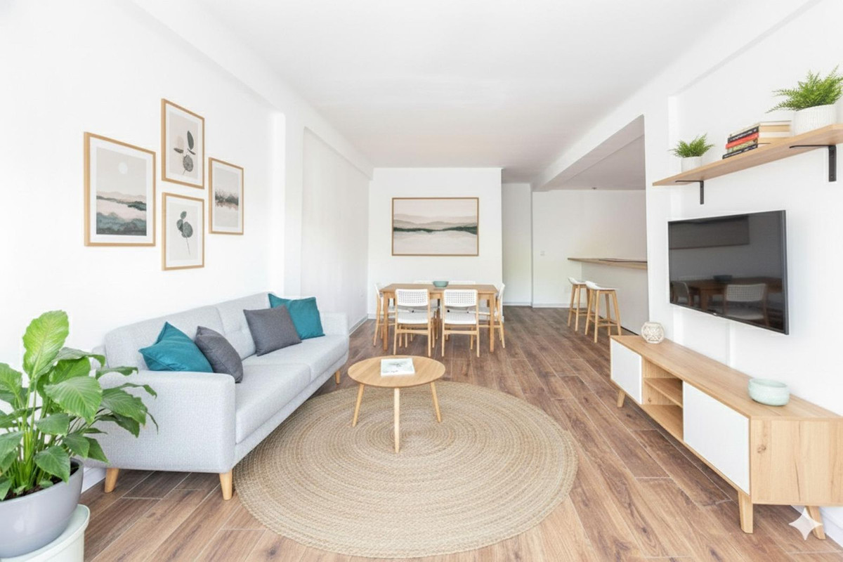 3 Bed Apartment for sale in Fuengirola Costa Del Sol, Málaga, Spain