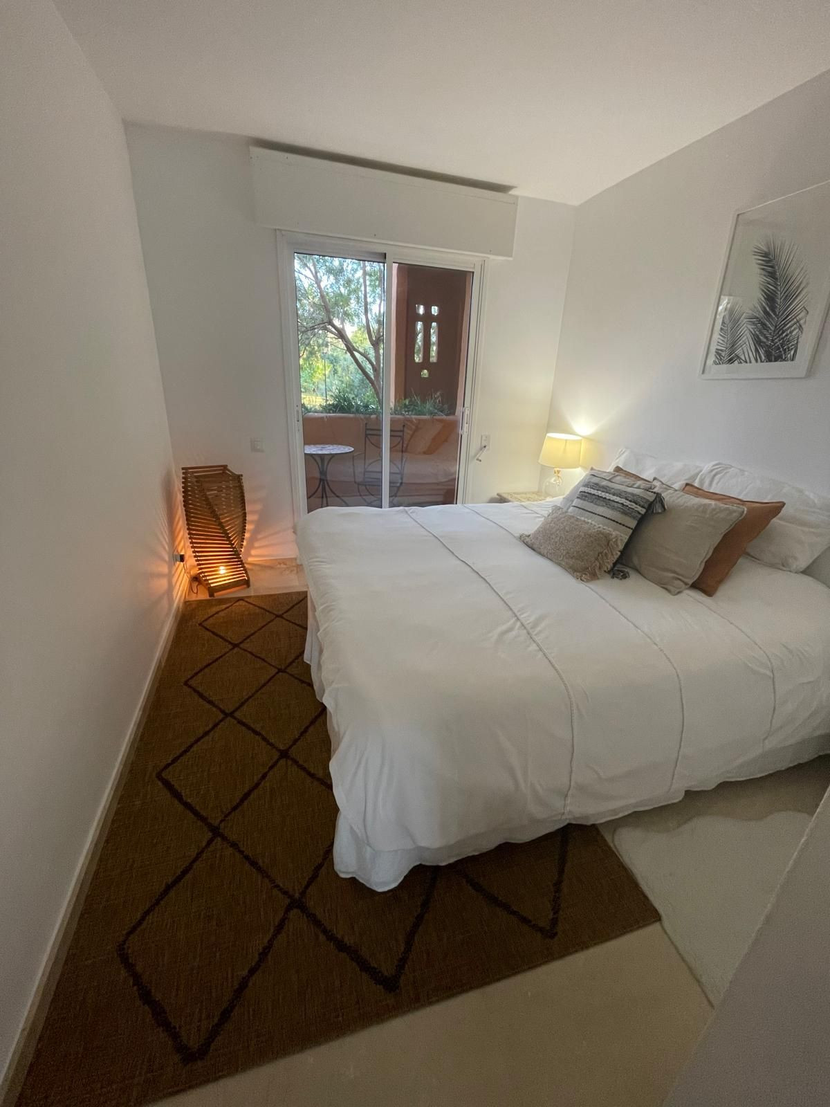 3 Bed Apartment for sale in La Duquesa Costa Del Sol, Málaga, Spain