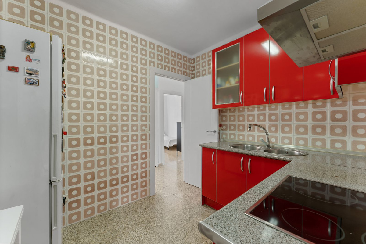 Se vende Apartamento en Planta Última de 3 dormitorios en Costa Del Sol, Málaga, España