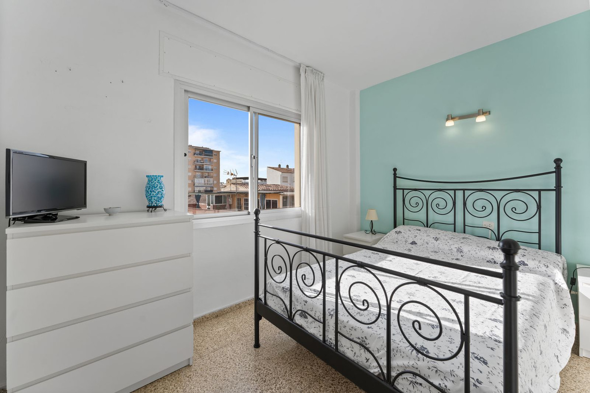 Se vende Apartamento en Planta Última de 3 dormitorios en Costa Del Sol, Málaga, España