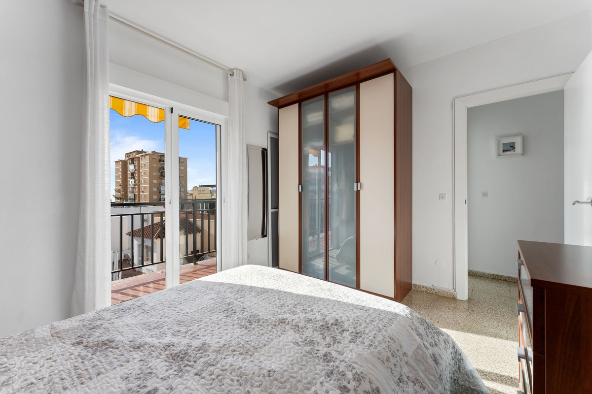 Se vende Apartamento en Planta Última de 3 dormitorios en Costa Del Sol, Málaga, España