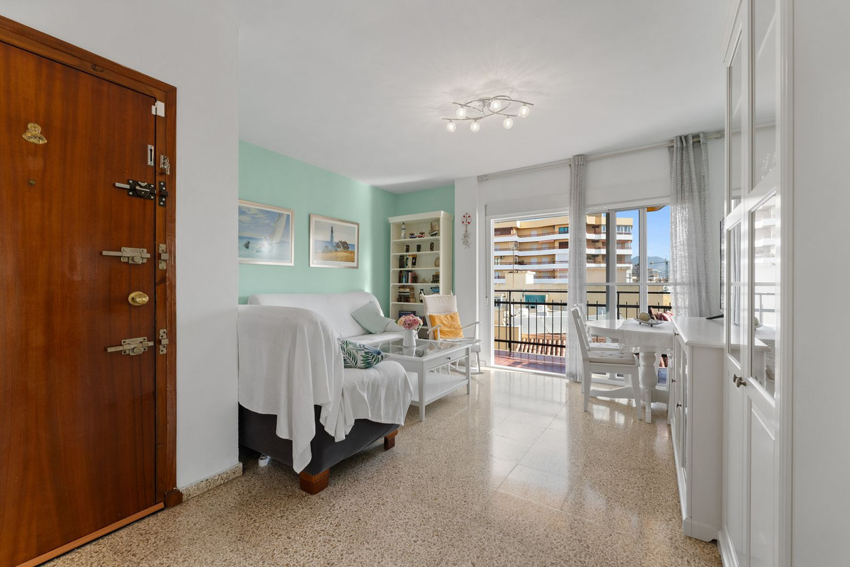 Se vende Apartamento en Planta Última de 3 dormitorios en Costa Del Sol, Málaga, España