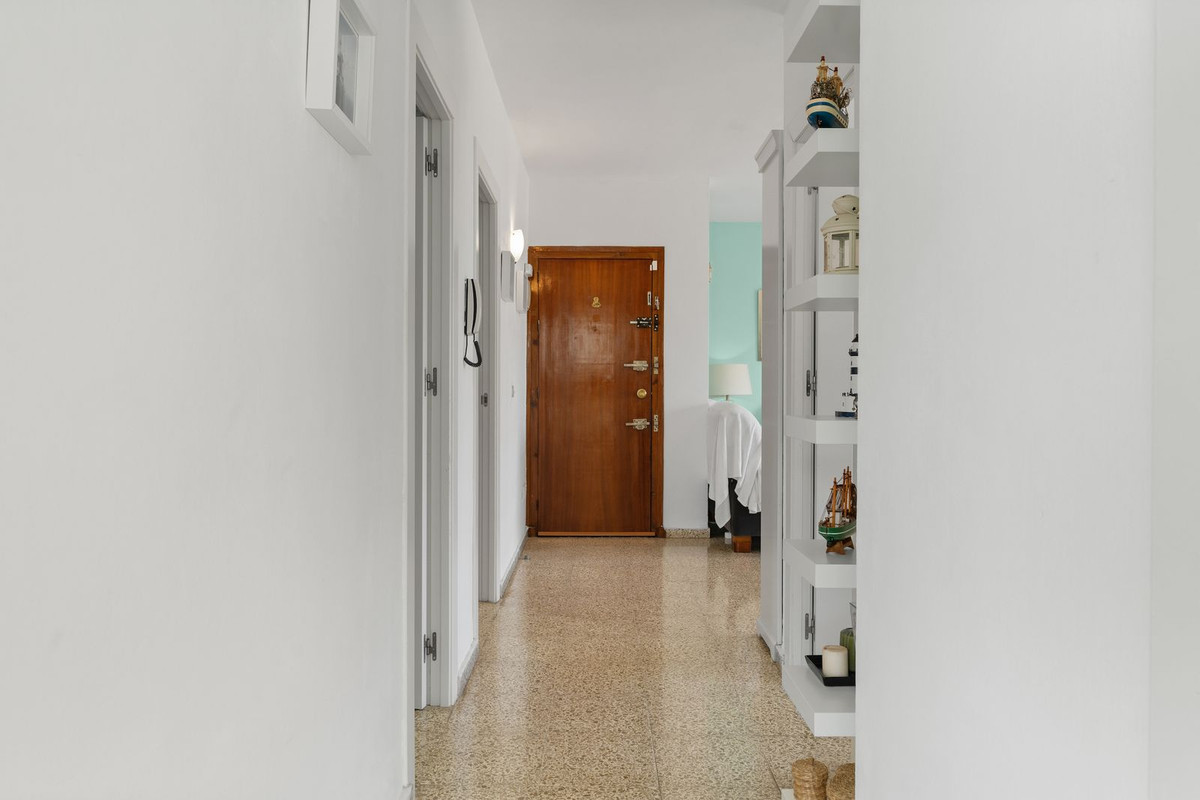 Se vende Apartamento en Planta Última de 3 dormitorios en Costa Del Sol, Málaga, España