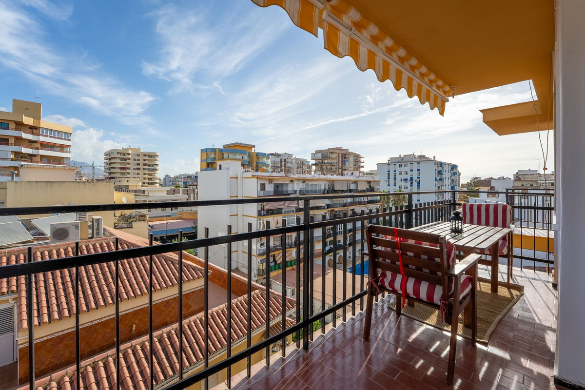 Se vende Apartamento en Planta Última de 3 dormitorios en Costa Del Sol, Málaga, España