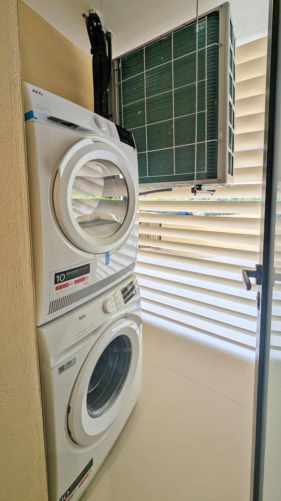 2 Bed Apartment for sale in Fuengirola Costa Del Sol, Málaga, Spain