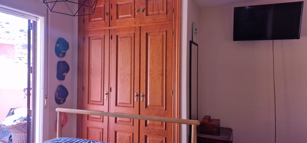 Se vende Villa - Chalet de 3 dormitorios en Málaga Ciudad, Málaga, España
