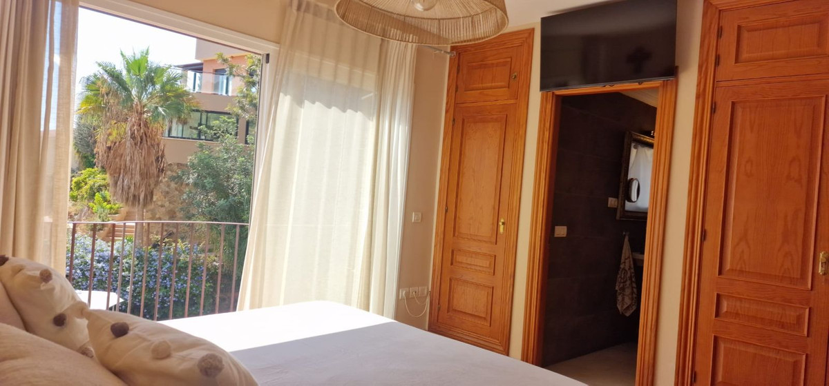 Se vende Villa - Chalet de 3 dormitorios en Málaga Ciudad, Málaga, España
