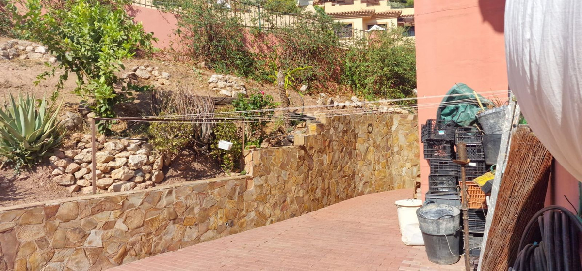 Se vende Villa - Chalet de 3 dormitorios en Málaga Ciudad, Málaga, España