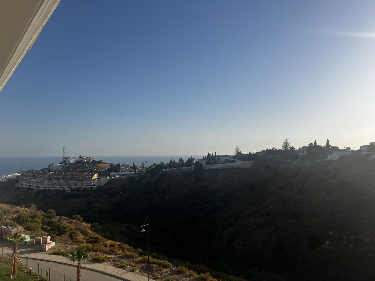 Se vende Apartamento Planta Media de 3 dormitorios en Costa Del Sol, Málaga, España