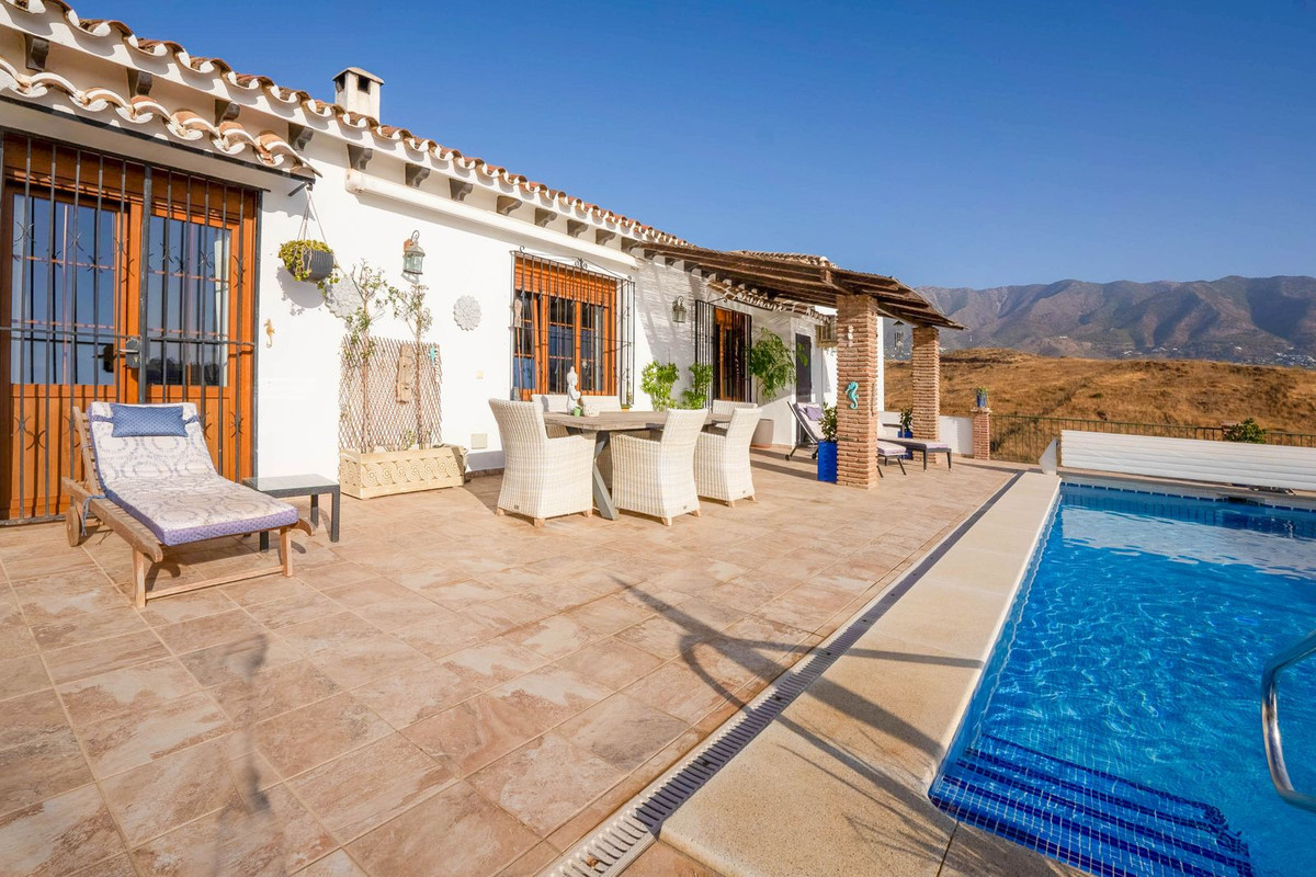 3 Bed Townhouse for sale in Mijas Golf Costa Del Sol, Málaga, Spain