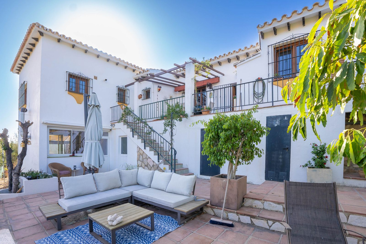 3 Bed Townhouse for sale in Mijas Golf Costa Del Sol, Málaga, Spain