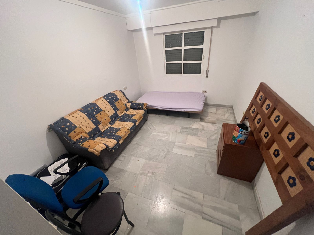 4 Bed Commercial unit for sale in Estepona Costa Del Sol, Málaga, Spain