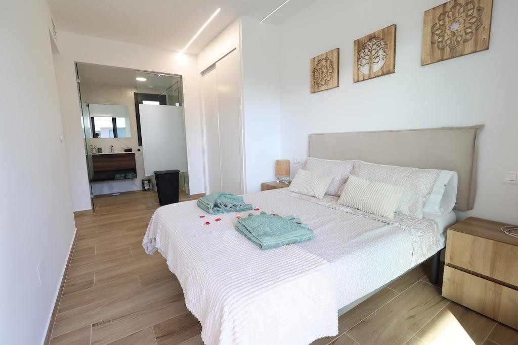 2 Bed Apartment for sale in Orihuela Costa Costa Blanca, Alicante, Spain