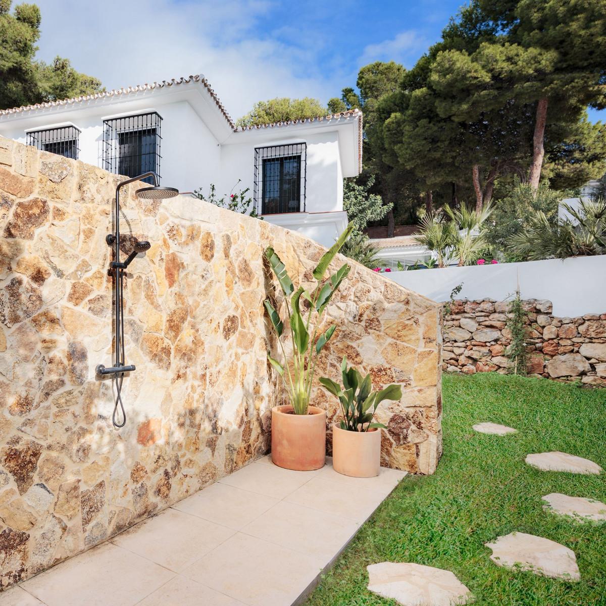4 Bed Townhouse for sale in Pinares De San Antón Málaga Ciudad, Málaga, Spain