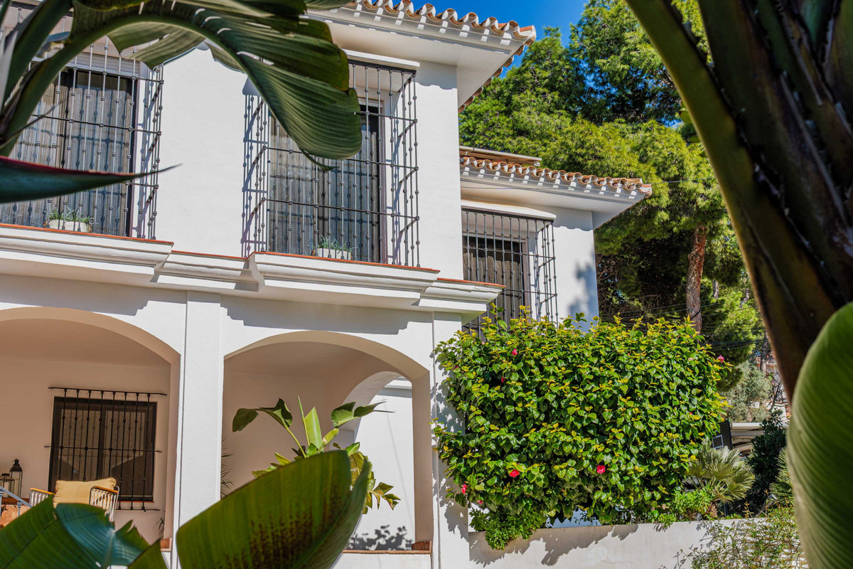 4 Bed Townhouse for sale in Pinares De San Antón Málaga Ciudad, Málaga, Spain