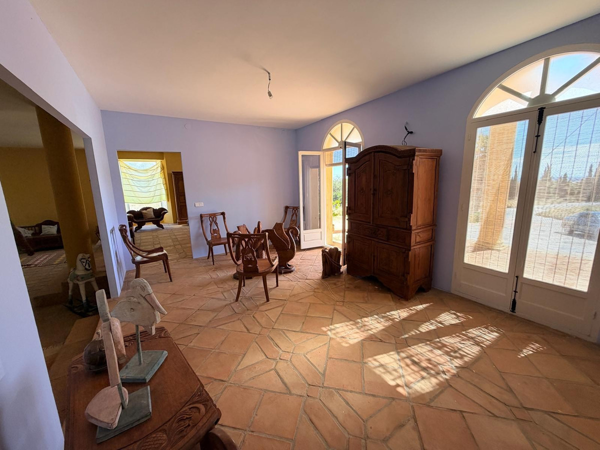 Se vende Villa - Chalet de 4 dormitorios en Costa Blanca, Alicante, España