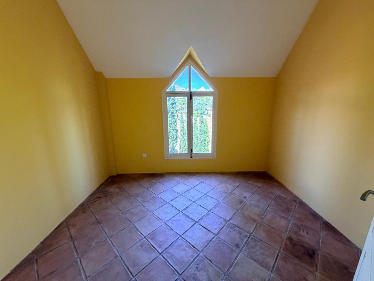 Se vende Villa - Chalet de 4 dormitorios en Costa Blanca, Alicante, España
