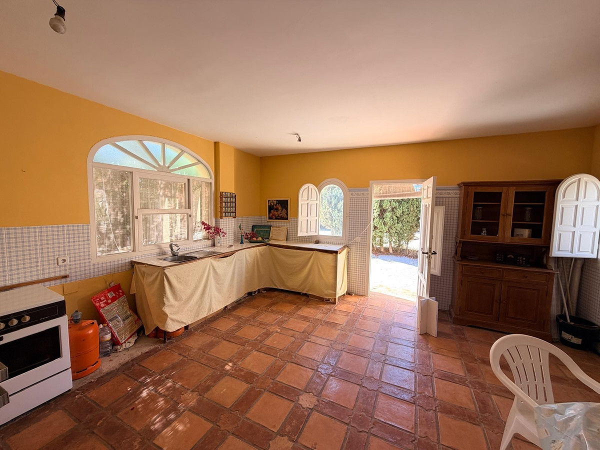 Se vende Villa - Chalet de 4 dormitorios en Costa Blanca, Alicante, España