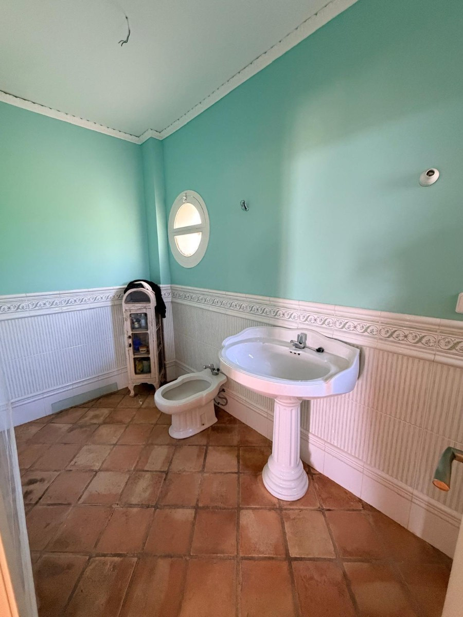 Se vende Villa - Chalet de 4 dormitorios en Costa Blanca, Alicante, España