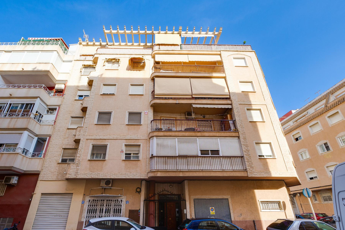 Se vende Ático de 2 dormitorios en Costa Blanca, Alicante, España