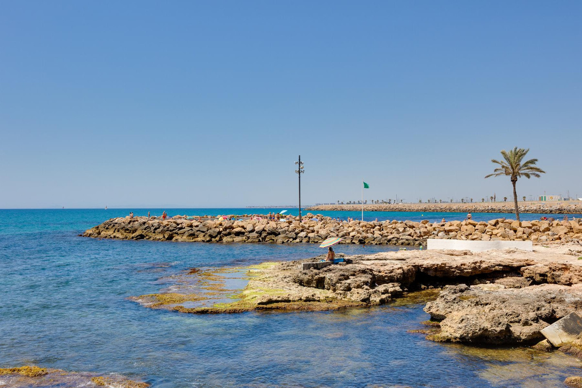 Se vende Ático de 2 dormitorios en Costa Blanca, Alicante, España