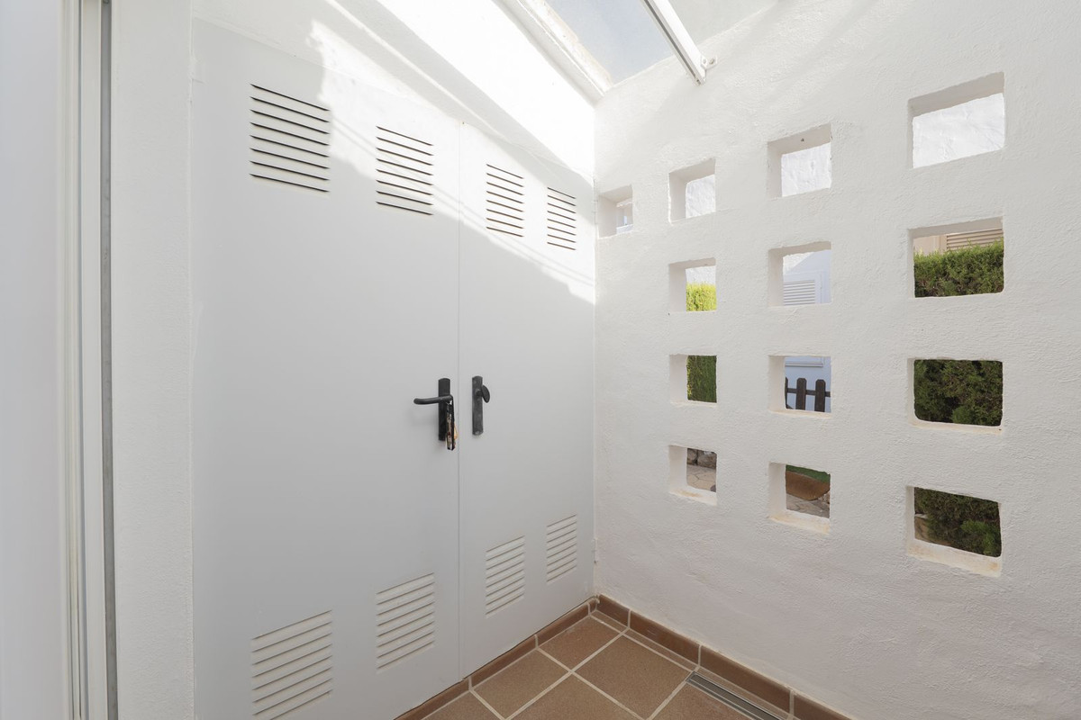 3 Bed Townhouse for sale in Bahía De Marbella Costa Del Sol, Málaga, Spain