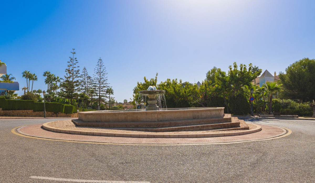 3 Bed Townhouse for sale in Bahía De Marbella Costa Del Sol, Málaga, Spain